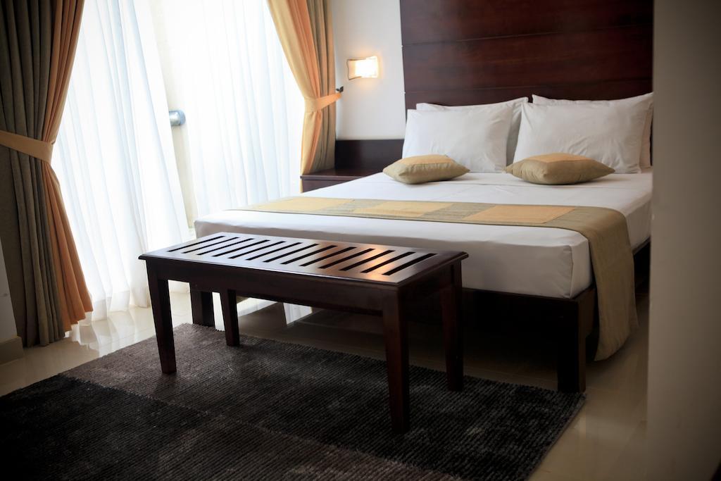Lavendish Okrin Hotel Kataragama Quarto foto